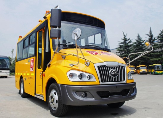 校車(chē)安全條例草案征民意 校車(chē)政策更利于農(nóng)村學(xué)生